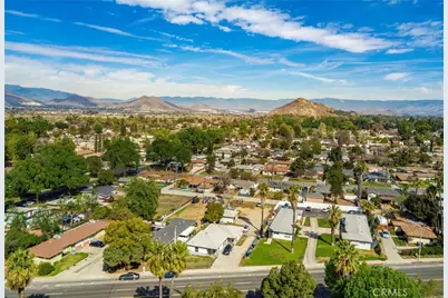 4660 Cover Street, Riverside, CA 92506 - Photo 7