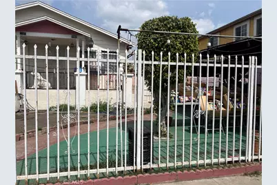 1105 E 113th Street, Los Angeles, CA 90059 - Photo 1