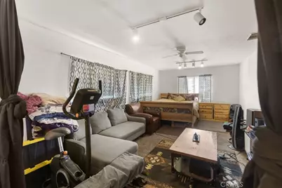 14182 Gayhead Rd, Apple Valley, CA 92307 - Photo 19