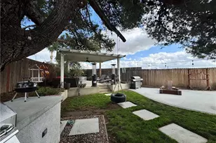 40451 Rome Beauty Way, Cherry Valley, CA 92223 - Photo 13