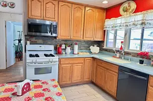 3588 N Sierra Way, San Bernardino, CA 92405 - Photo 19