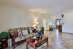 12698 La Solana Dr, Redlands, CA 92373 - Photo 9