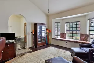 12698 La Solana Dr, Redlands, CA 92373 - Photo 5