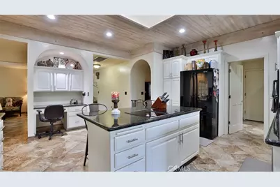 12698 La Solana Drive, Redlands, CA 92373 - Photo 17