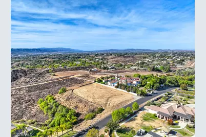 43677 Calle De Velardo, Temecula, CA 92592 - Photo 9