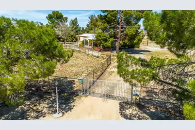 4280 Solano Road, Phelan, CA 92371 - Photo 49