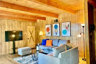 33010 Juniper Ln, Green Valley Lake, CA 92341 - Photo 9