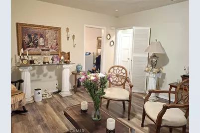 1346 W Century Boulevard, Los Angeles, CA 90044 - Photo 9