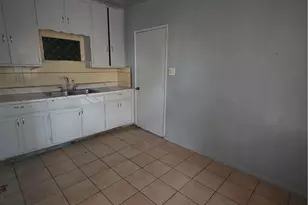 6527 Marlow Ave, Bell Gardens, CA 90201 - Photo 29