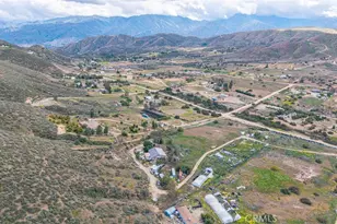 23850 Estelle Mountain Rd, Perris, CA 92570 - Photo 17