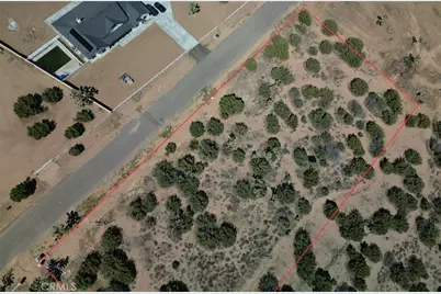 11075 Heartland Circle, Oak Hills, CA 92344 - Photo 5