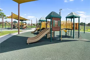 7311 Pinewood Ct, Eastvale, CA 92880 - Photo 47