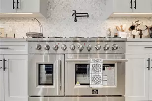 35886 Wildwood Crest Dr, Yucaipa, CA 92399 - Photo 17