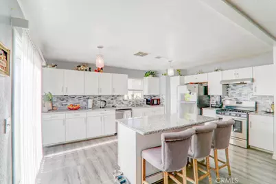 17152 Schollview Avenue, Palmdale, CA 93591 - Photo 9