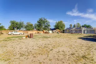 17152 Schollview Ave, Palmdale, CA 93591 - Photo 19