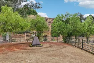 1951 Scarborough Ln, San Dimas, CA 91773 - Photo 45