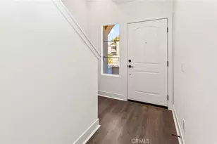 139 Bridle Dr, Burbank, CA 91506 - Photo 7