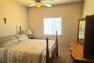 12720 Farmington St, Oak Hills, CA 92344 - Photo 19