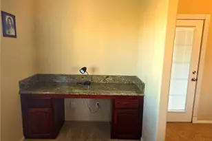 12720 Farmington St, Oak Hills, CA 92344 - Photo 17