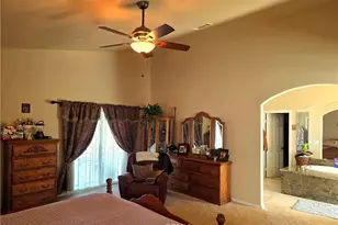 12720 Farmington St, Oak Hills, CA 92344 - Photo 25