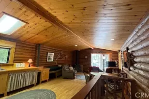 33796 Cedar Pines Ln, Green Valley Lake, CA 92341 - Photo 5