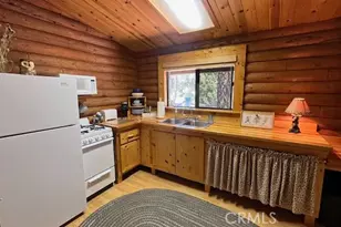 33796 Cedar Pines Ln, Green Valley Lake, CA 92341 - Photo 7