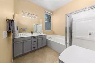 34177 Pinehurst Dr, Yucaipa, CA 92399 - Photo 19