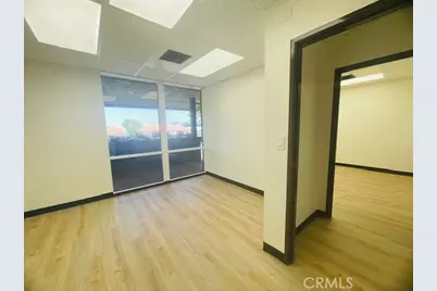 222 N Mountain Avenue, Upland, CA 91786 - Photo 5