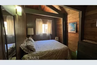 33474 Angeles Drive, Green Valley Lake, CA 92341 - Photo 21