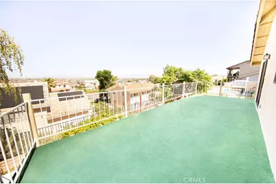 13685 Hidden Valley Road, Victorville, CA 92395 - Photo 17