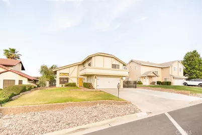 13685 Hidden Valley Road, Victorville, CA 92395 - Photo 35