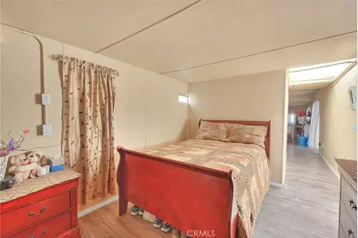 11525 Cactus Road, Phelan, CA 92371 - Photo 17