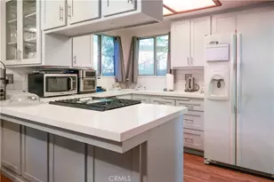 32801 Encina Dr, Running Springs, CA 92382 - Photo 9