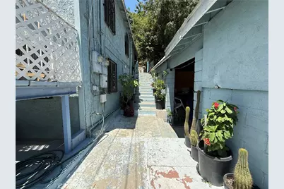 1041 Geraghty Ave, City Terrace, CA 90063 - Photo 3