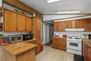 1456 E Philadelphia St Spc 136, Ontario, CA 91761 - Photo 23