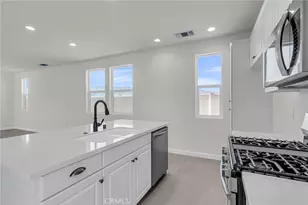 7408 Desert Sky Dr, Yucca Valley, CA 92284 - Photo 5