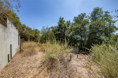 3577 Shaw Ranch Road, Pasadena, CA 91107 - Photo 21