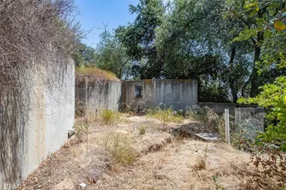 3577 Shaw Ranch Road, Pasadena, CA 91107 - Photo 17