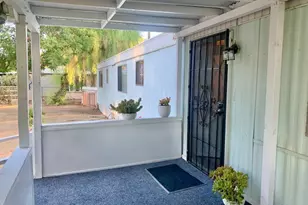 28480 Red Gum Dr, Lake Elsinore, CA 92532 - Photo 5