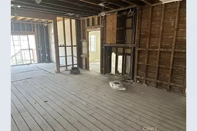 7865 Sancola Avenue, Los Angeles, CA 91352 - Photo 5