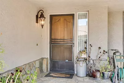 11322 Breithorn Court, Riverside, CA 92503 - Photo 7