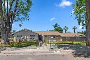 2111 Elsinore Rd, Riverside, CA 92506 - Photo 7