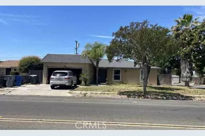 4497 N Chestnut Avenue, Fresno, CA 93726 - Photo 1