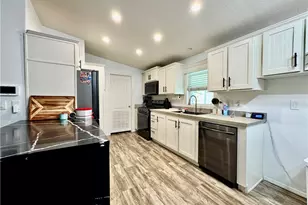 2851 S La Cadena Dr, Colton, CA 92324 - Photo 7