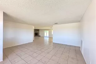 22311 Thunderbird Rd, Apple Valley, CA 92307 - Photo 5