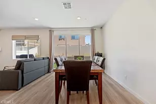 20911 Jennings Wy, Newhall, CA 91321 - Photo 15