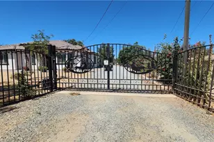 20243 Lee Rd, Perris, CA 92570 - Photo 9