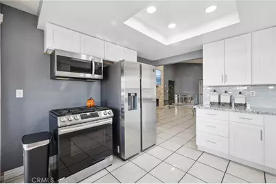 647 Muir Avenue, Pomona, CA 91766 - Photo 7