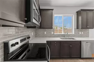 27071 Kodiak Ct, Menifee, CA 92585 - Photo 7