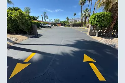 495 E Twin Palms Drive, Palm Springs, CA 92264 - Photo 43